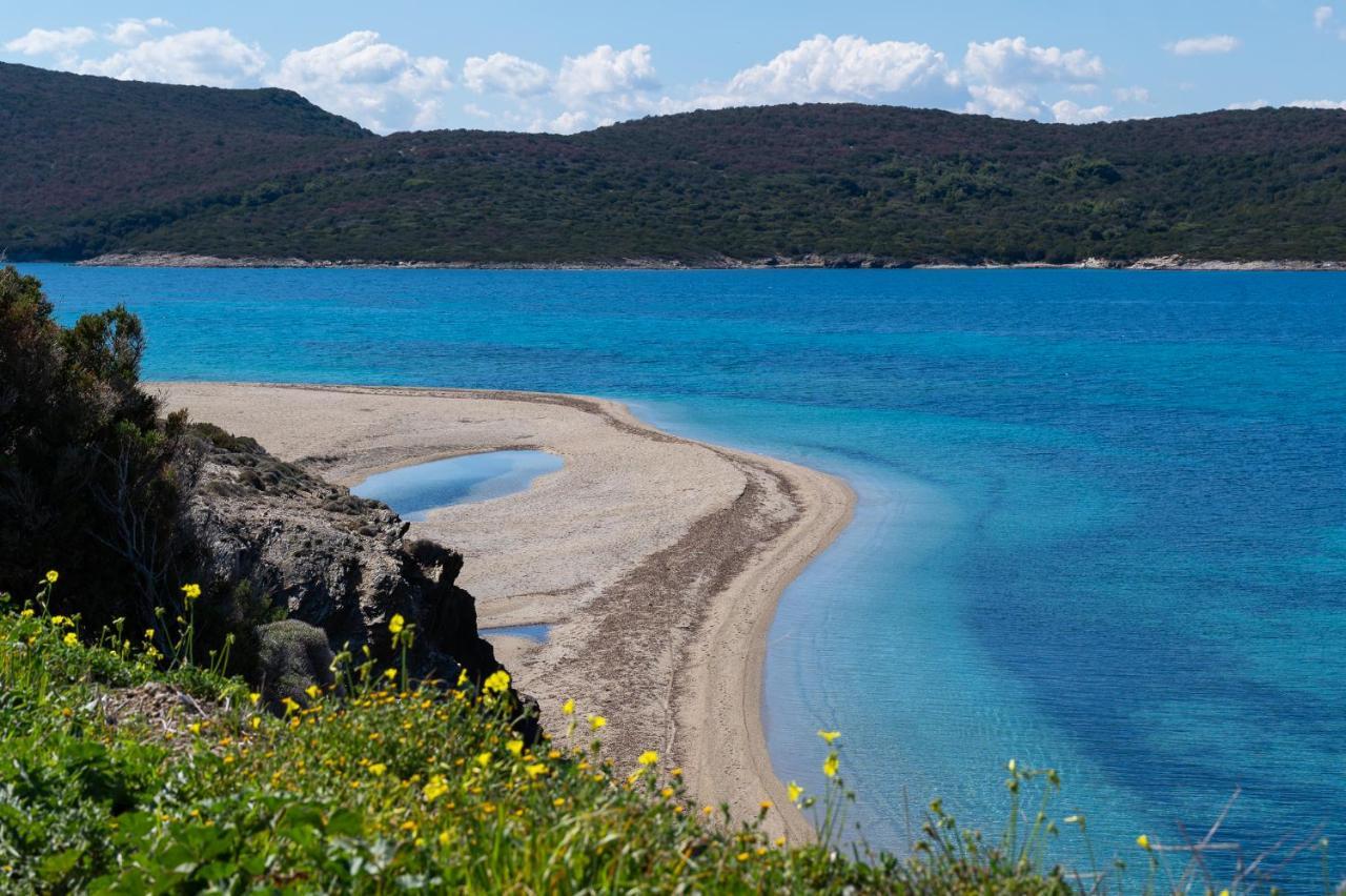 Апартаменты Ο Μόλος Marmari  Экстерьер фото